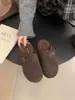 Zapatos tipo Birkenstock para mujer, feos pero lindos, que aumentan la altura, colección otoño/invierno 2026, forrados de felpa para abrigar, color gris, estilo retro de media zapatilla, zapatos esponjosos