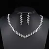 El fabricante suministra collares de pedrería, collares de novia, venta al por mayor de joyería, juegos de collar y aretes de moda europea y americana para vestidos de novia al por mayor