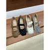 Primeiro Encontro Temporada Sapatos Mary Jane estilo francês com salto oculto, outono 2026 Sapatos de festa para meninas estilo coreano com bolinhas, bico quadrado, boca rasa, tira única