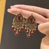 Pendientes de Borla con Patrón de Gota de Agua Retro, Temperamento Personalizado, Ganchos Versátiles, Nicho de Lujo Ligero, Pendientes de Gama Alta al por Mayor para Mujer