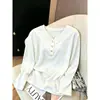 Camiseta Feminina Botões Decote V Manga Longa Outono 2026, Estilo Casual Diário, Camisa Base Emagrecedora Fashion, Top Tendência