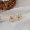 Brincos ins Femininos Design de Nicho Moda Flor Clipe de Orelha Sem Furos na Orelha Versátil Moda Agulha de Prata 925 Joias Atacado