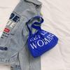 Bolso Dumpling de Color Fresco Pequeño para Mujer Suave 2024 Nuevo Bolso Cruzado Casual con Estampado de Letras y Cierre de Cordón