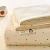 2026 Nueva Sábana de Cama de Algodón Acolchado Arrugado de Dibujos Animados Pieza Única Sábana de Cama para Dormitorio de Estudiantes Funda de Almohada Juego de Tres Piezas