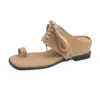 Sandálias de Salto Embutido Slip-On Estilo Coreano para Aumentar a Altura Interna para Mulheres 2026 Novas Sandálias Casuais Versáteis de Verão com Bico Quadrado e Salto Médio