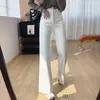 Vem com efeito de perna longa! Jeans microflare de cintura alta com elasticidade em quatro direções para afinar o corpo, calças flare justas ao corpo para outono, com efeito de levantar o quadril.