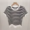 Top de punto a rayas de moda casual elegante, ajuste slim, versátil, de manga corta, para verano, nuevo estilo, cuello redondo