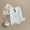 Camiseta base asimétrica de manga larga con pliegues laterales, diseño elegante, blanca, nuevo modelo de otoño, top base elegante y estilizado para mujer