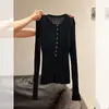 Camiseta Básica de Punto Suave de Manga Larga con Cuello Redondo Negra para Mujer 2025 Estilo Coreano Principios de Otoño Ajustada Top Interior