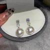 Brincos de Pino de Prata 925 Brincos de Pérola de Luz Fria Femininos Luxo Leve Elegante High-end Elegante Comprimento Médio Brincos de Diamante Cintilante