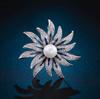 Broche de girassol da Coreia do Sul para mulheres, elegante e moderno, corpete de pérolas, roupa feminina com alfinete atmosférico, acessórios criativos para combinar