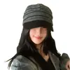 26 Nuevo Estilo Coreano Otoño/Invierno Patchwork Rayado Retro Gorra Pico de Pato, Versátil de Gama Alta, Estilizadora de Rostro, Gorra de Béisbol de Calle a la Moda