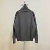 Tentación del Corazón ~ Jacquard de Carta de Amor Roja Cuello Alto Contrastante Top Tejido Holgado Perezoso Moda para Hombres y Mujeres