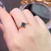 Nuevo Anillo Exquisito y Elegante de Amatista Nicho Ajuste de Precisión con Incrustación de 5*5mm, Disponible para Dropshipping y Suministro en Vivo