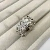 Anel Cruz de Flor de Íris, Anel Aberto de Flor Fashion em Formato de Diamante, Anel de Dedo Indicador de Luxo Leve da Moda de Nicho, Joia para o Dia a Dia