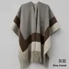 Nuevo Chal de Cachemira con Borlas Colorblock para Mujer Otoño Invierno Moda Versátil Retro de Gama Alta Cálido Capa Poncho Abrigo
