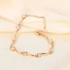 Pulsera de Ola con Pedrería Estilo Europeo y Americano para Mujer, Sencilla, Moderna, Versátil, Lujo Ligero, No se Desvanece