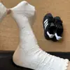 Calcetines de Verano para Mujer con Encaje Dulce en Relieve de Gato, Lindos Accesorios con Colgante Pequeño Estilo Japonés Ins, Calcetines Versátiles de Media Pantorrilla para Chicas JK