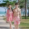 Traje de baño para pareja al por mayor Coreano Vacaciones Playa Conservador Falda de una pieza Estilo Traje de baño para mujer Pantalones de playa para hombre Traje de pareja