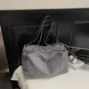 Bolso cruzado de gran capacidad nuevo, Bolso tote simple y elegante para el día a día, Versátil, Ligero, Nicho, Bolso de alta gama