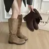 Primeiro Encontro: Botas longas de camurça plissadas minimalistas retrô europeias e americanas para mulheres baixinhas, versáteis para o trabalho, botas de montaria femininas