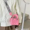 Bolsa Infantil Estilo Nuevo Otoño e Invierno Estilo Pequeño Fragante Bolso de Mano Acolchado para Niñas Bolso Cruzado con Correa Ancha para el Hombro Bolso de Labial con Letras