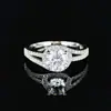 Europa y Estados Unidos transfronterizos anillo de circón versátil simple exquisito lujo ligero personalizado moda diseño de anillo de diamante anillo r1091