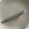 Presilha de cabelo acrílica simples e elegante para meninas, versátil para sair, adequada para franjas e cabelos soltos, presilha bico de pato