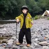 Roupas do Ultraman para meninos, jaqueta, novo modelo primavera e outono 2026, corta-vento com capuz infantil três em um para outono
