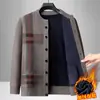 Suéter cárdigan grueso a cuadros con forro de polar para hombre, otoño/invierno, para mediana edad, estilo casual de negocios, prenda exterior de punto cálida, estilo papá