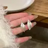 "Un Barco de Hoja Única" Pendientes de Hoja Cepillada de Plata Francesa para Mujer Simples Versátiles Elegantes Joyería para Orejas de Gama Alta