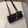 Bolso Silla de Montar Retro para Mujer 2026 Nuevo Estilo Bolso de Hombro de Alta Gama para Viajes Diarios Bolso Cruzado de Gran Capacidad con Cierre de Solapa