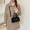 Bolsa de bowling de alta costura para mulheres, nova bolsa transversal estilosa para o verão de 2026, bolsa de ombro para o dia a dia