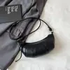 Comércio Exterior Transfronteiriço Moda de Luxo Bolsa Pequena Verão Novo Bolsa Transversal Croissant Bolsa de Ombro Simples Versátil para Mulheres
