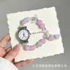 Set de reloj y pulsera de juguete pdd, lujo ligero, versátil para estudiantes de secundaria y preparatoria, reloj de cuarzo con cuentas de mariposa al por mayor