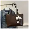 Bolsa de Ombro Bolsa Tote Bolsa de Grande Capacidade Feminina Nova Texturizada 2024 Vintage Outono e Inverno Bolsa de Mão para o Dia a Dia Fofa