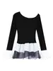 Camiseta de Manga Larga con Hombro Descubierto y Patchwork de Lunares para Mujer 2025 Primavera y Otoño Nuevo Chic Ceñida a la Cintura Bloqueo de Color Adelgazante Top Off-Shoulder de Moda