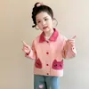Jaqueta Cartoon para Meninas Primavera 2026 Novo Estilo Jaqueta Cartoon Infantil para Bebê com Gola Top da Moda Versátil Tendência
