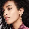Pin de Oreja Asimétrico Brillante con Adorno de Cristal de Lujo Accesible de Alta Gama Oscar Fashion para Mujer