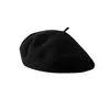 Boina de color liso bordada transfronteriza, gorro tejido, sombrero popular de lana azul marino, sombrero artístico retro moderno versátil de artista