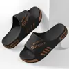 Pantuflas de Verano para Hombre para Uso en Exteriores Antideslizantes Deportivas de Suela Gruesa Casual de Verano Sandalias de Moda para Hombre Nuevo Estilo 2025