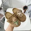 Pantuflas de exterior de moda para niñas 2026 nuevas pantuflas Birkenstock de primavera para niñas mayores y pequeñas con suelas blandas