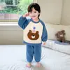 Pijama masculino, flanela outono e inverno, fleece de coral espesso, novo estilo 2026 conjunto de loungewear infantil, menino bebê