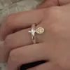 Anillo de Botella con Cinta Estilo Ins para Mujer, Simple y de Alta Gama, Elegante con Circonita Microincrustada, Apertura Inteligente y Anillo Ajustable