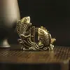 Latón Puro Retro Carpa Saltando sobre la Puerta del Dragón Adornos de Cobre Artesanía para Escritorio de Oficina Mascotas de Té para el Hogar