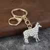Nuevo diseño transfronterizo: llavero de cordero incrustado de diamantes, colgante creativo de animal pequeño para bolso, llavero de coche, pequeño regalo exquisito
