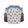 Bolsa de Ombro com Estampa de Cereja Moda Bolsa de Mão Lenço de Seda Feminino Nova Tendência Nicho Bolsa Transversal Estilosa Literária Pequena Quadrada