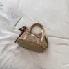 Bolso Boston dulce de lunares estilo coreano, nuevo modelo otoño 2026, bolso de hombro y cruzado de moda nicho elegante para mujer