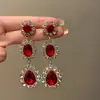 Pendientes de borla con forma de gota de agua tachonados de diamantes estilo vintage francés, pendientes de nicho de alta gama estilo palacio, pendientes elegantes y sencillos para mujer