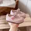 Tênis Esportivo Respirável de Malha Infantil 2026 Primavera e Outono Velcro Solado Macio Tênis de Treino Alemão Sapatos Individuais Tênis Casuais Infantis Calçados Infantis